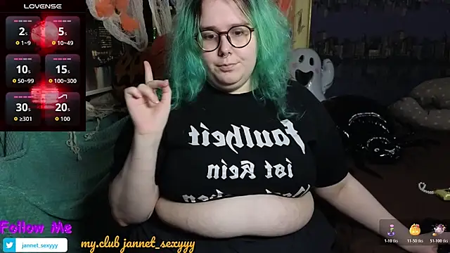 Snapshot of JannetPie chatting on 11-05-25, 09:26 JannetPie online show from 11-05-25, 09:26