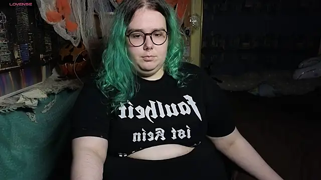 Snapshot of JannetPie chatting on 11-09-25, 01:04 JannetPie online show from 11-09-25, 01:04