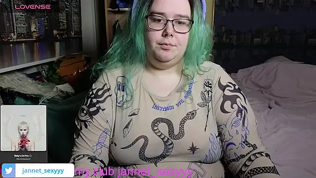 Snapshot of JannetPie chatting on 11-27-25, 10:12 JannetPie online show from 11-27-25, 10:12