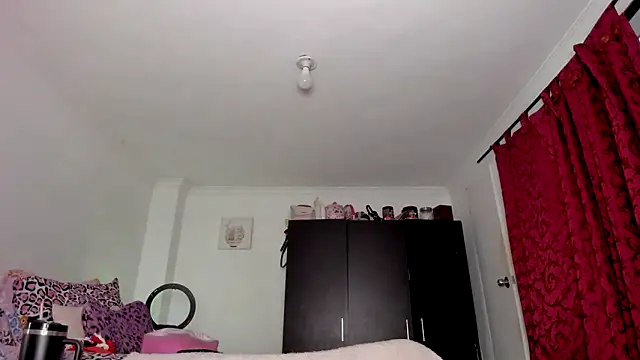 Snapshot of AlondraDiossa03 chatting on 01-21-25, 08:32 AlondraDiossa03 online show from 01-21-25, 08:32