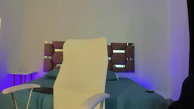 Snapshot of AlondraDiossa03 chatting on 03-22-25, 07:53 AlondraDiossa03 online show from 03-22-25, 07:53