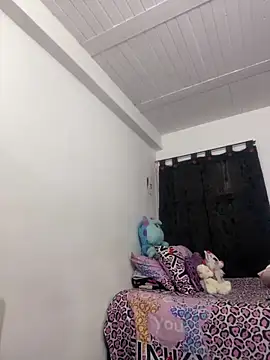 Snapshot of AlondraDiossa03 chatting on 10-28-25, 07:05 AlondraDiossa03 online show from 10-28-25, 07:05