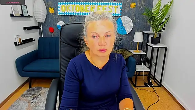 Abby Moore  online show from 09-10-25, 12:27