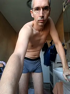 Snapshot of Geiler-boy313 chatting on 03-18-26, 06:49 Geiler-boy313 online show from 03-18-26, 06:49