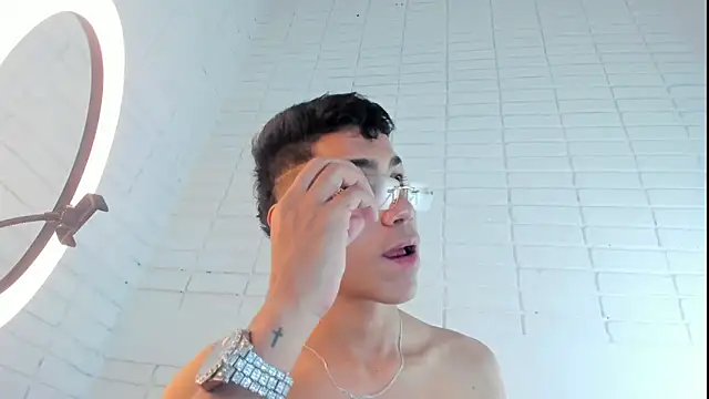 AlanNaughty online show from 12-29-24, 07:50