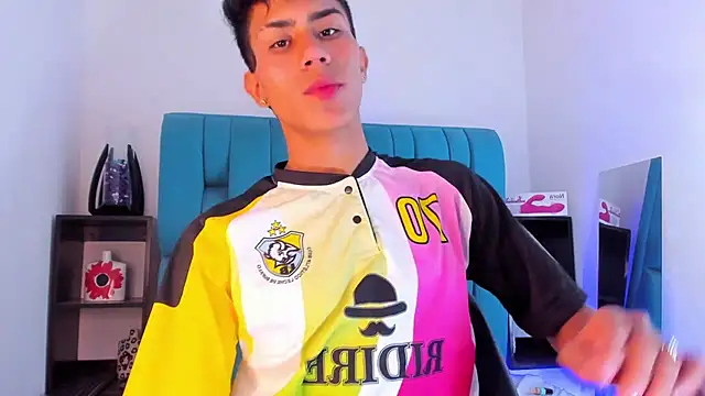 AlanNaughty online show from 01-15-25, 06:43