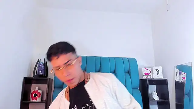 AlanNaughty online show from 01-19-25, 04:01