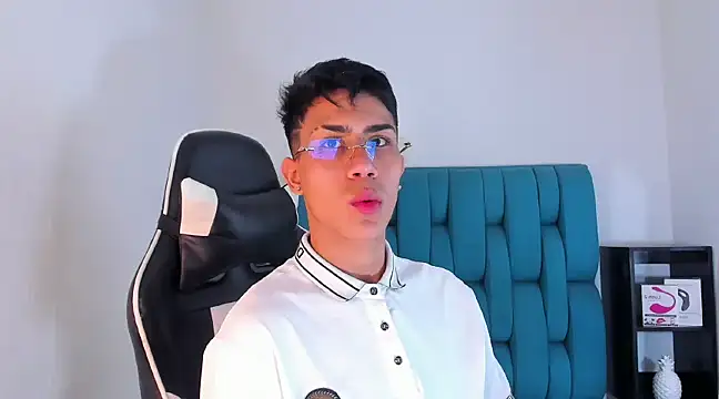 AlanNaughty online show from 02-02-25, 04:26