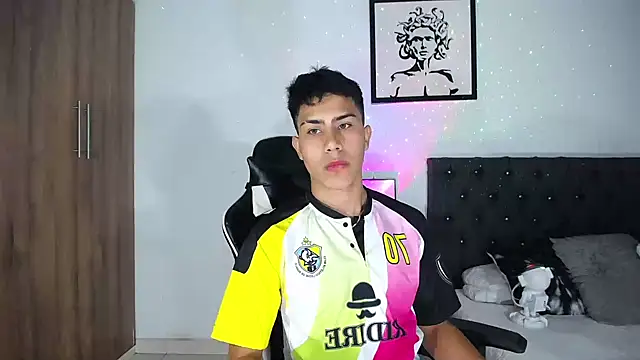 AlanNaughty online show from 10-30-25, 12:23