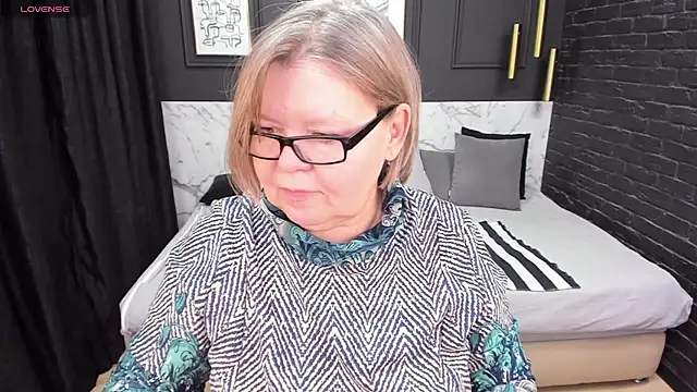 Shannonshine online show from 02-03-25, 07:42