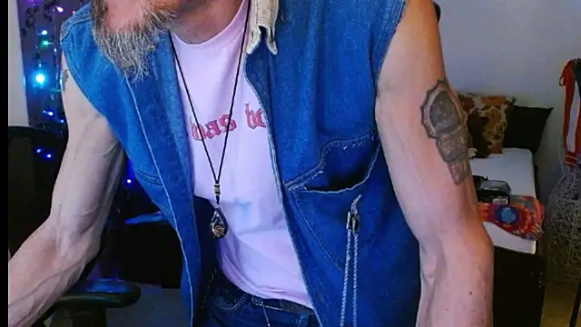 mycock2474u online show from 02-22-25, 03:45