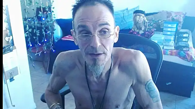 mycock2474u online show from 02-26-25, 06:11