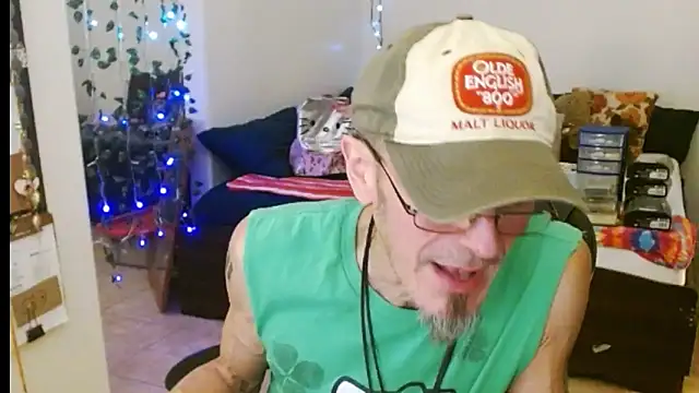 mycock2474u online show from 02-28-25, 04:21