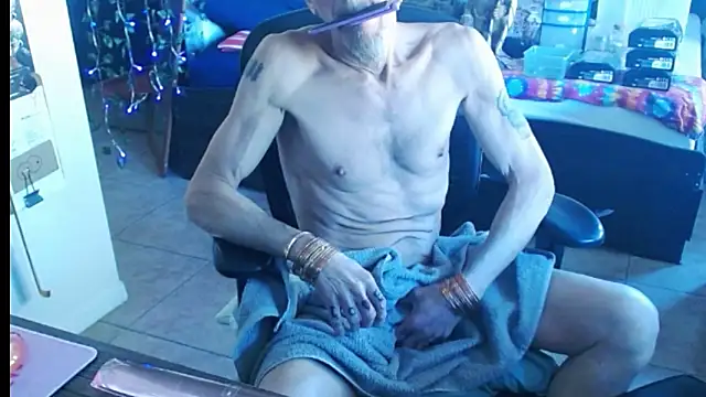 mycock2474u online show from 03-02-25, 03:37