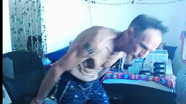 mycock2474u online show from 03-02-25, 06:40