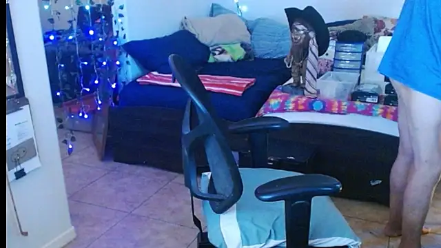 mycock2474u online show from 03-03-25, 01:53