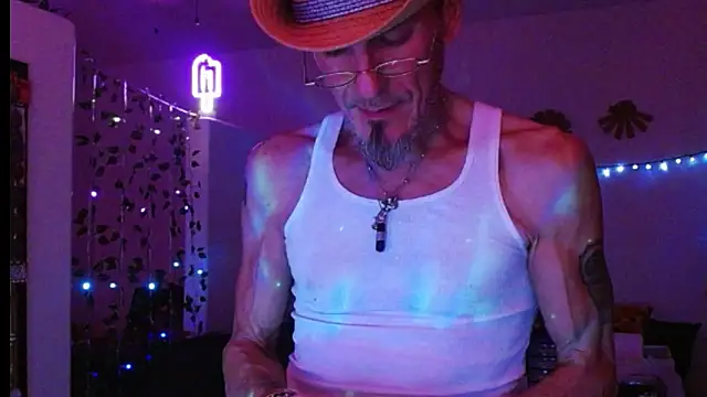 mycock2474u online show from 03-06-25, 05:57