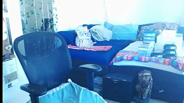 mycock2474u online show from 03-06-25, 06:16