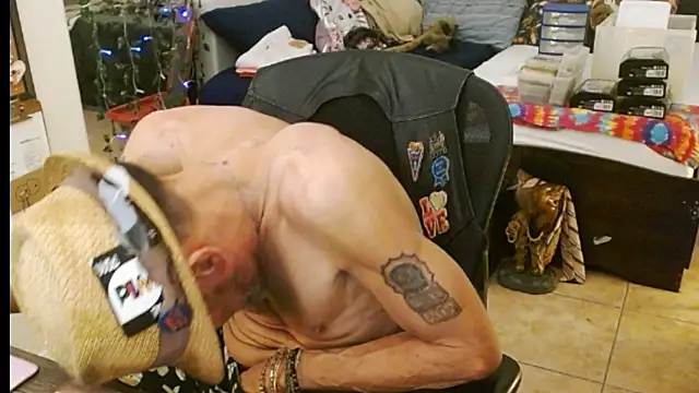 mycock2474u online show from 03-07-25, 08:56