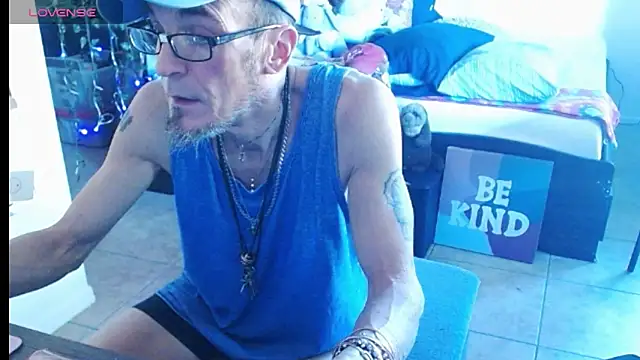 mycock2474u online show from 03-18-25, 02:26