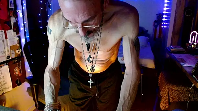 mycock2474u online show from 09-19-25, 09:11