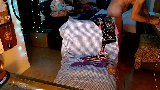 mycock2474u online show from 09-24-25, 04:38