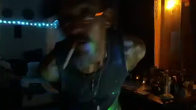 mycock2474u online show from 10-06-25, 10:23