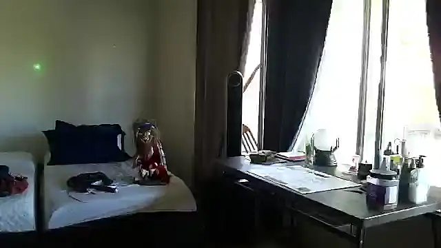 mycock2474u online show from 10-15-25, 09:37