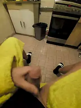 Snapshot of david_geam chatting on 12-27-24, 04:47 david geam online show from 12-27-24, 04:47