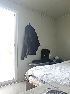 Snapshot of david_geam chatting on 11-06-25, 09:54 david geam online show from 11-06-25, 09:54