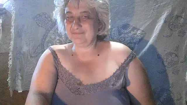 Snapshot of ExquisiteMature chatting on 05-31-26, 06:09 ExquisiteMature online show from 05-31-26, 06:09
