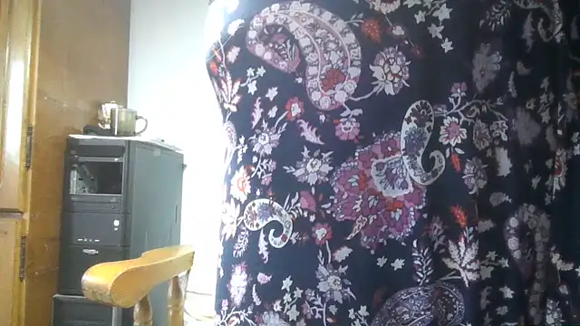 Snapshot of ExquisiteMature chatting on 06-27-26, 12:22 ExquisiteMature online show from 06-27-26, 12:22