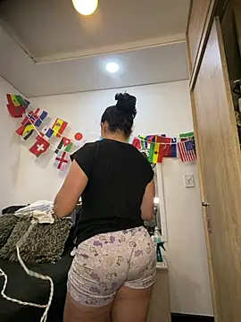Snapshot of carolgaita chatting on 07-06-26, 11:18 carolgaita online show from 07-06-26, 11:18