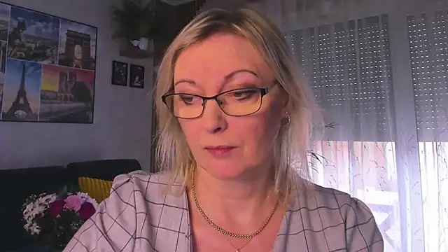 Snapshot of vanessa_chat chatting on 02-16-26, 02:24 vanessa chat online show from 02-16-26, 02:24