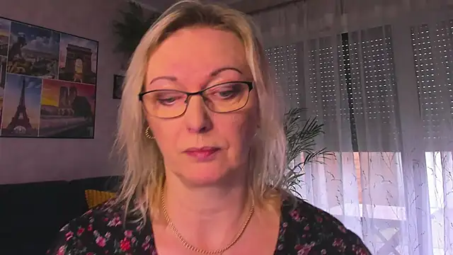 Snapshot of vanessa_chat chatting on 02-22-26, 02:26 vanessa chat online show from 02-22-26, 02:26