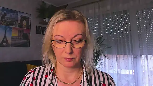 Snapshot of vanessa_chat chatting on 02-23-26, 02:14 vanessa chat online show from 02-23-26, 02:14