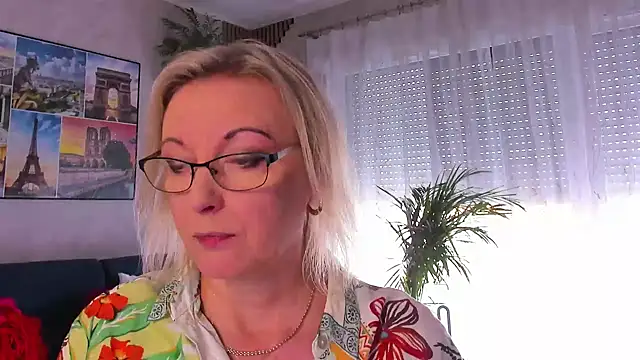 vanessa chat online show from 06-02-26, 01:13