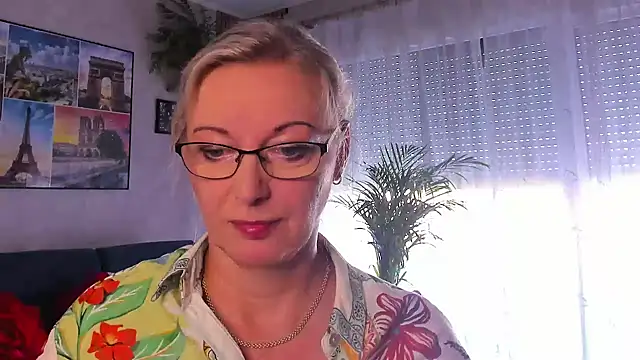 Snapshot of vanessa_chat chatting on 06-24-26, 01:54 vanessa chat online show from 06-24-26, 01:54