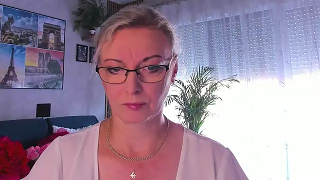 Snapshot of vanessa_chat chatting on 06-28-26, 01:28 vanessa chat online show from 06-28-26, 01:28