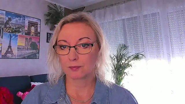 Snapshot of vanessa_chat chatting on 06-30-26, 01:23 vanessa chat online show from 06-30-26, 01:23