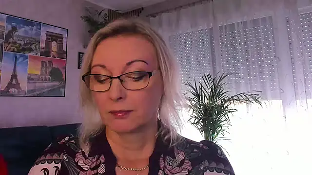 Snapshot of vanessa_chat chatting on 07-20-26, 01:24 vanessa chat online show from 07-20-26, 01:24