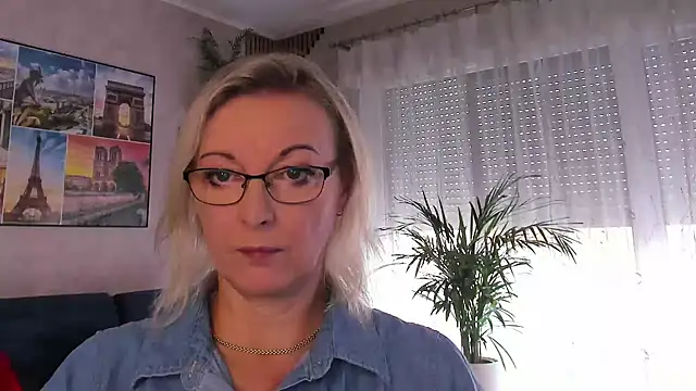 Snapshot of vanessa_chat chatting on 07-29-26, 01:20 vanessa chat online show from 07-29-26, 01:20