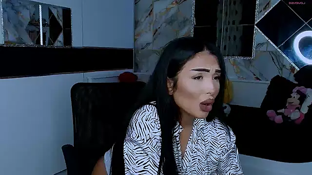 Snapshot of mistress_meryem chatting on 11-07-25, 11:49 mistress meryem online show from 11-07-25, 11:49