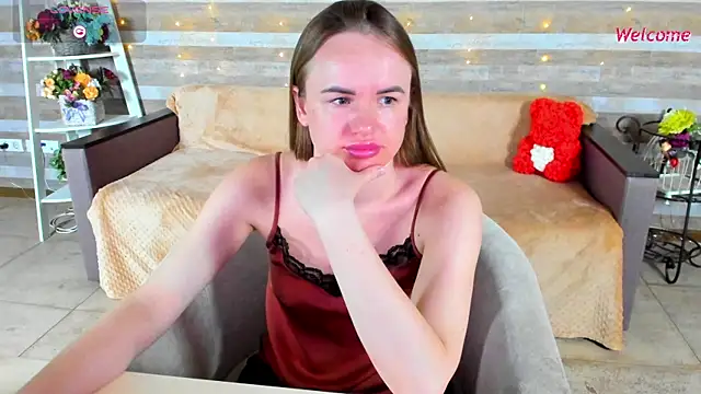 Snapshot of SusanSmit chatting on 06-12-26, 06:51 SusanSmit online show from 06-12-26, 06:51