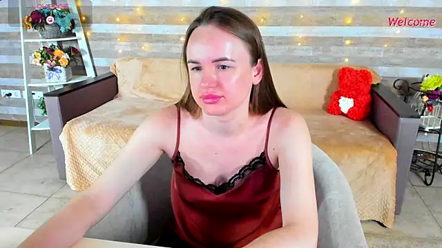 Snapshot of SusanSmit chatting on 06-19-26, 06:56 SusanSmit online show from 06-19-26, 06:56