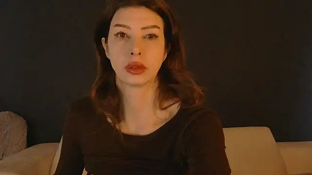 Snapshot of WhiteQueen888 chatting on 01-10-26, 09:00 WhiteQueen888 online show from 01-10-26, 09:00