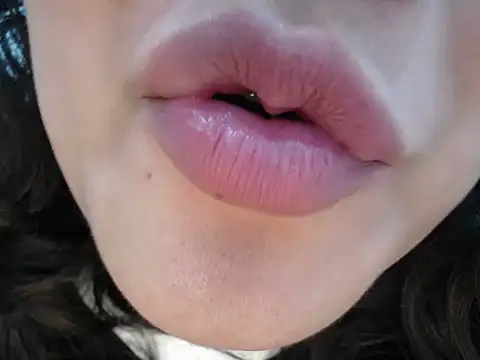 Snapshot of Squirt_tsunami_268 chatting on 10-30-25, 04:30 Squirt tsunami 268 online show from 10-30-25, 04:30