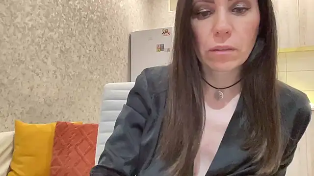 HotyWinter online show from 01-10-26, 04:03