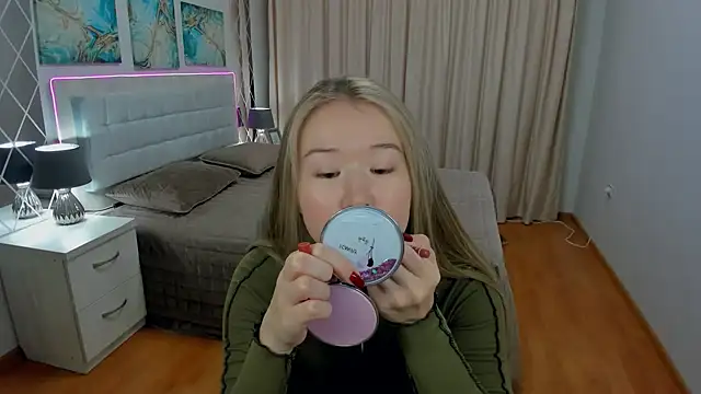 PollyOcean online show from 01-30-25, 10:50