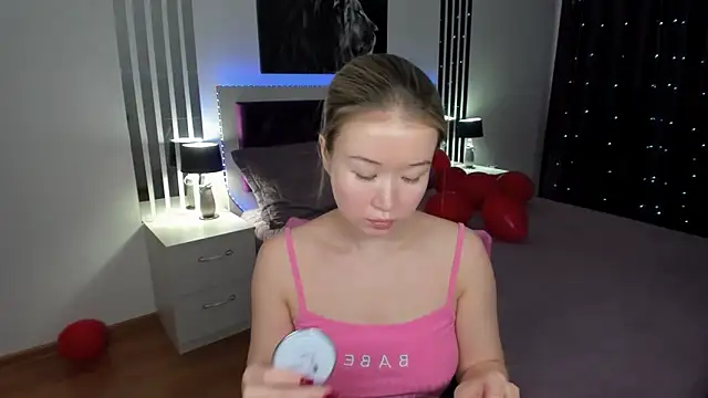 PollyOcean online show from 02-19-25, 10:56